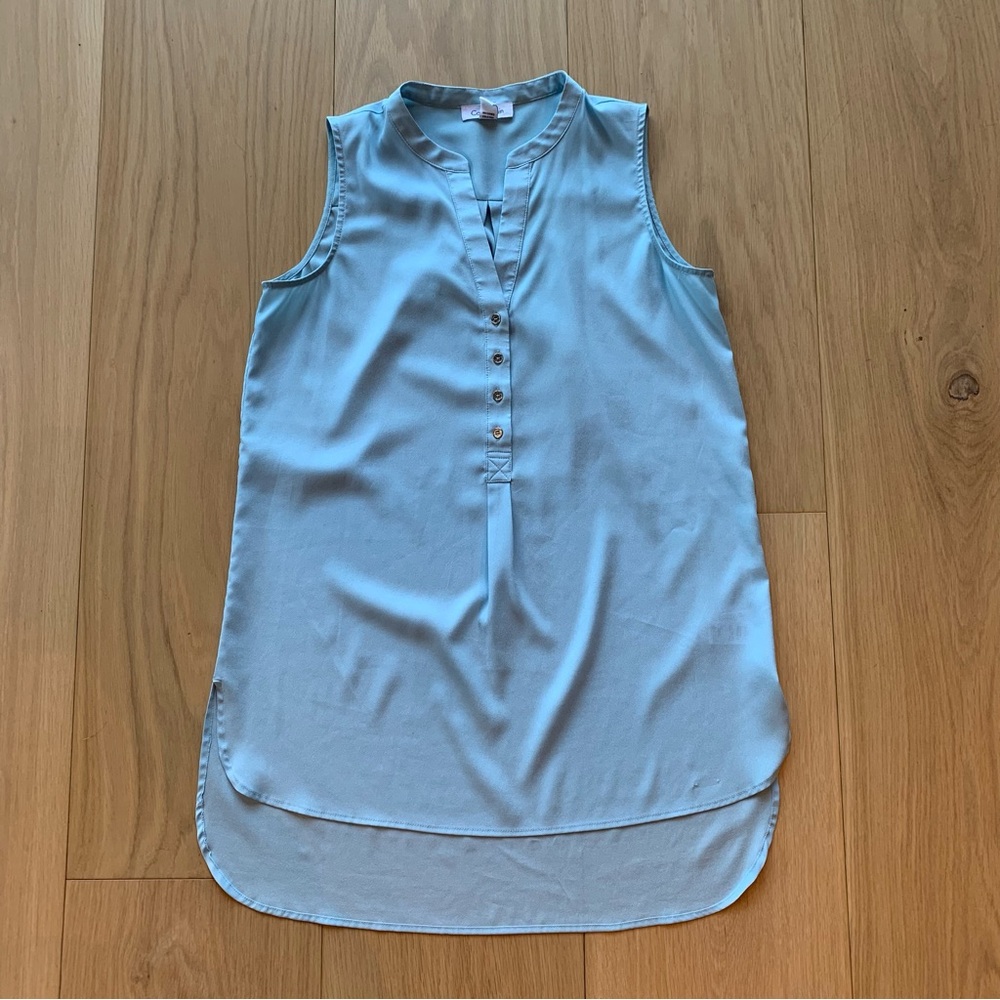 Calvin Klein Women’s Light Blue Sleeveless Top in Size S